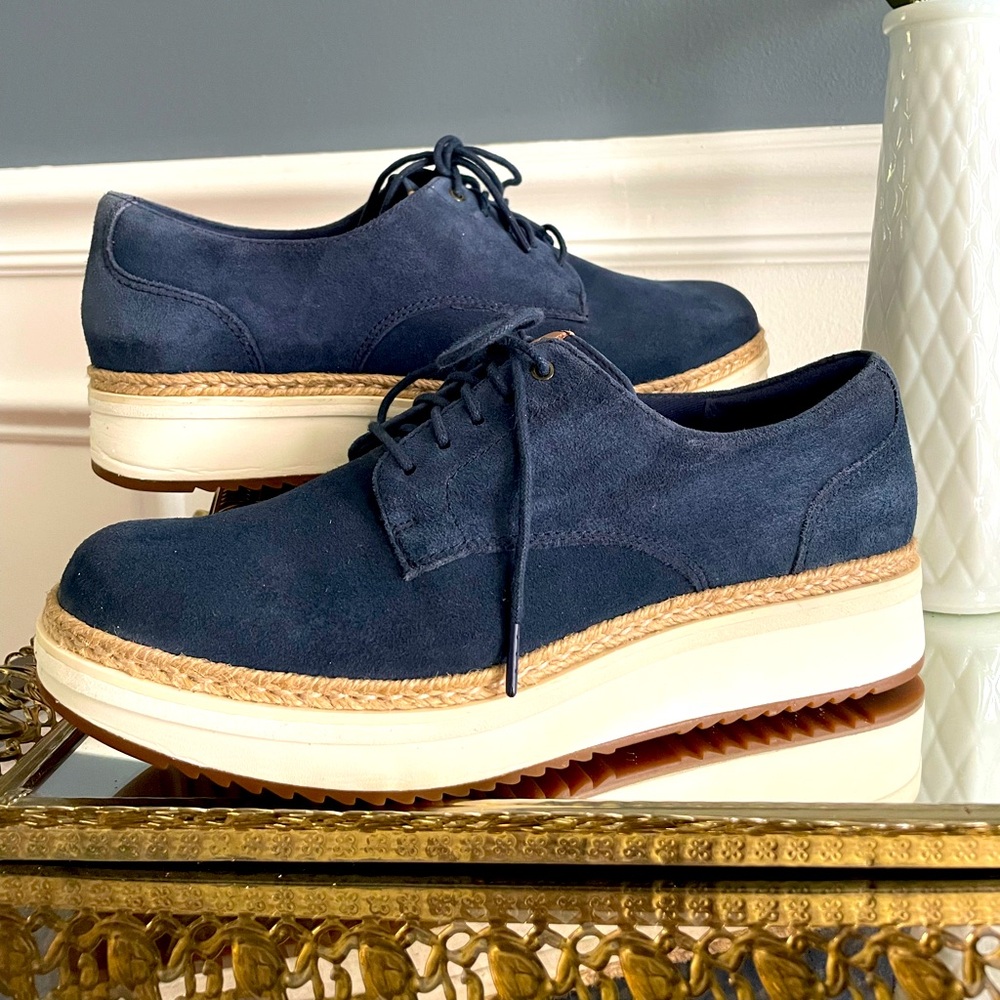 Clarks Teadale Rhea Suede Oxford Platform- Navy